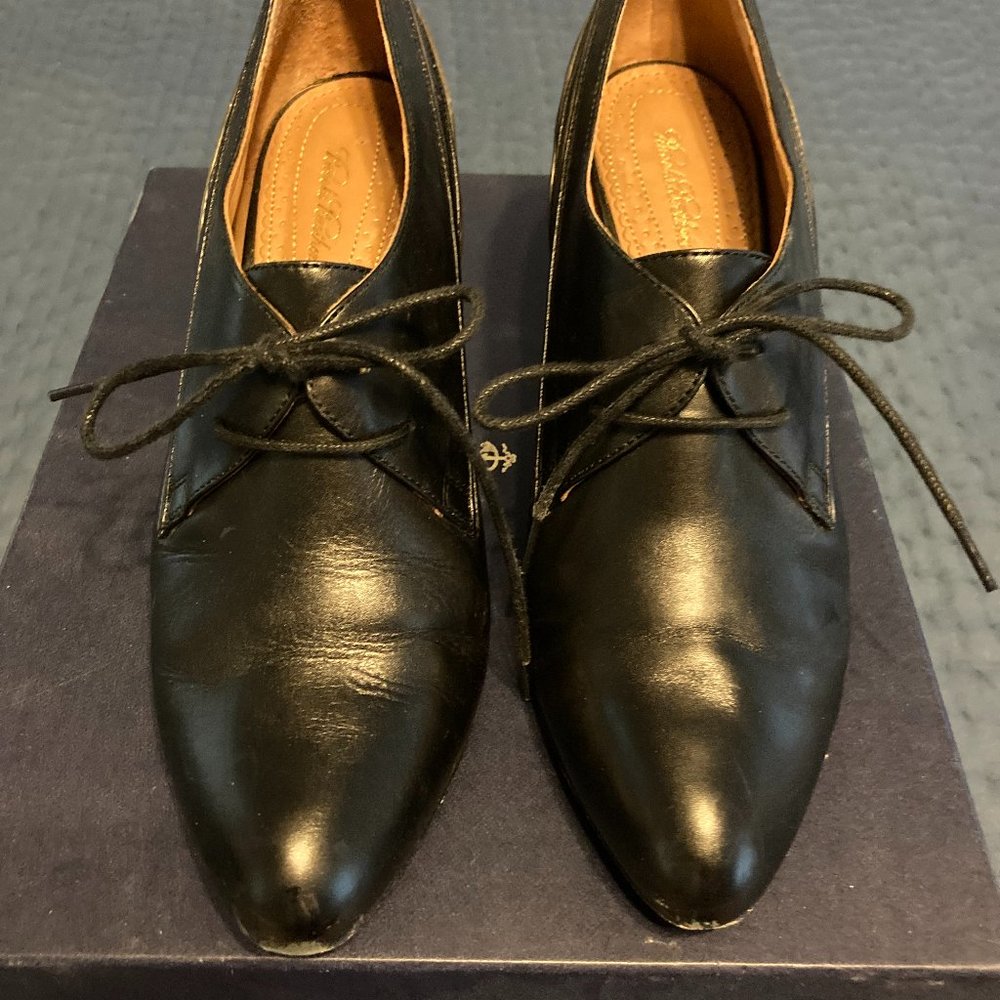 BROOKS BROTHERS BLACK LEATHER HIGH HEEL BOOTIES